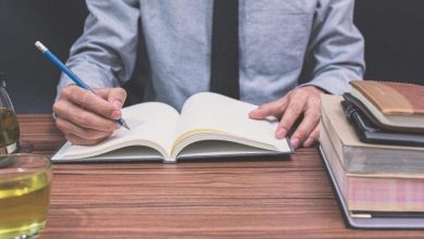 كيف تفضح طريقة الكتابة بخط اليد صاحبها؟