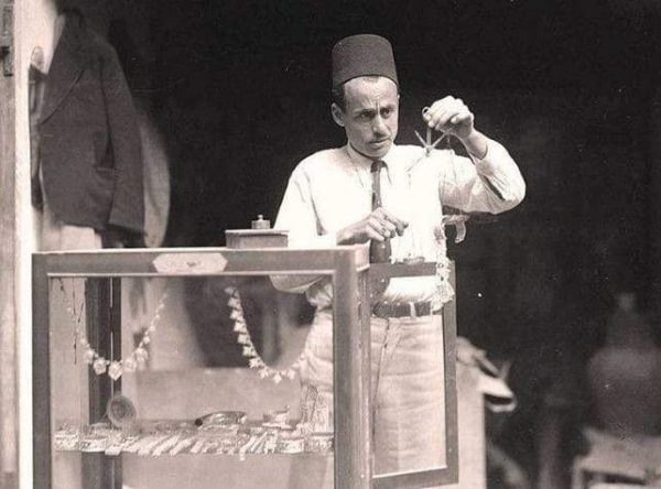 صور فلسطين بالأبيض والأسود تتحدى الزمن