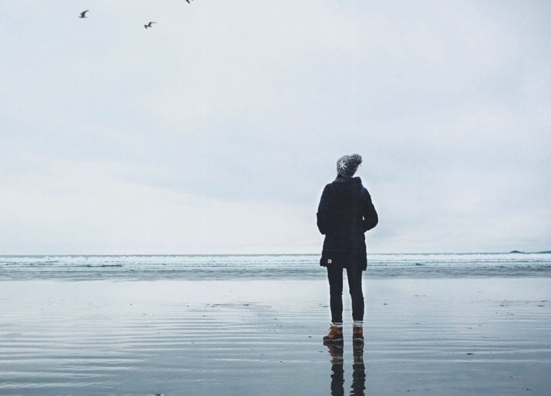 كيف تصبح الحياة بدون أصدقاء مفيدة أحيانا؟