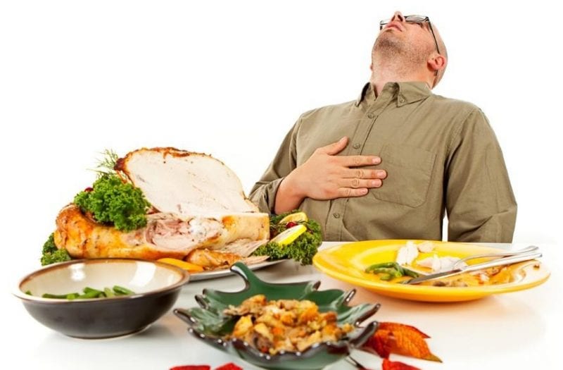 أكلات مفيدة تتحول إلى ضارة عند الإفراط في تناولها