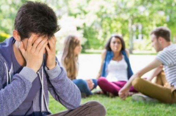 الشخصية المتحاشية.. وأبرز الطرق الفعالة لعلاجها الشخصية المتحاشية