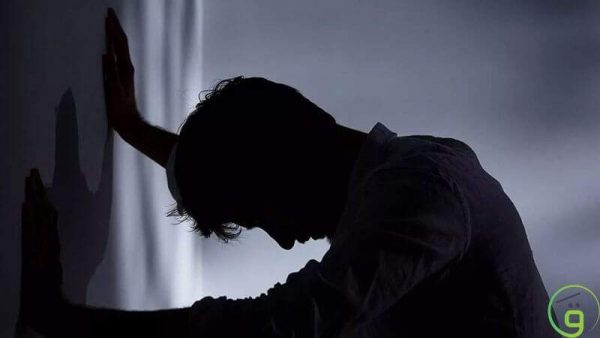 ما الفرق بين الاكتئاب والكآبة