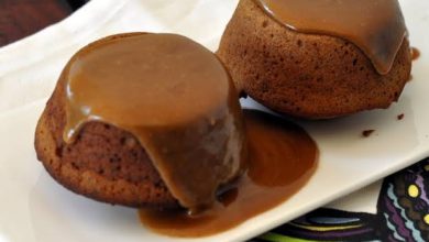 طريقة عمل كيكة التمر الهشة بالتوفي