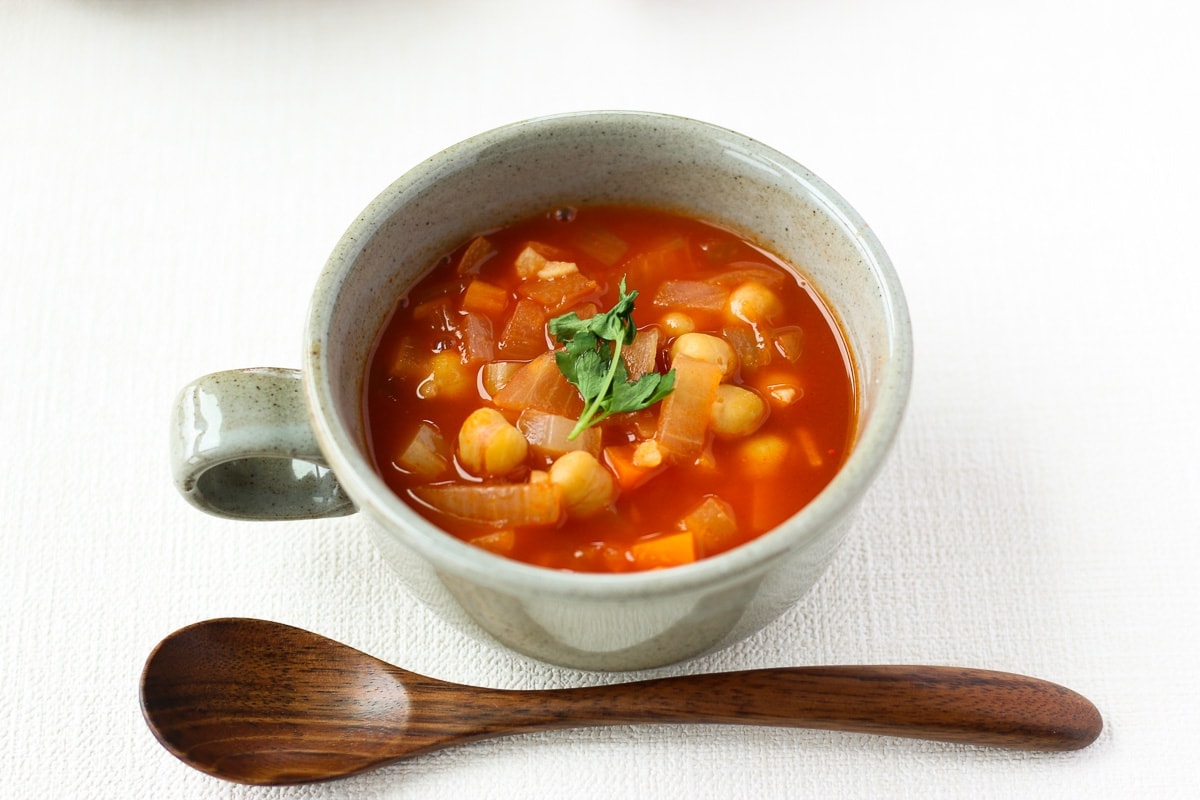 طريقة عمل شوربة الحمص