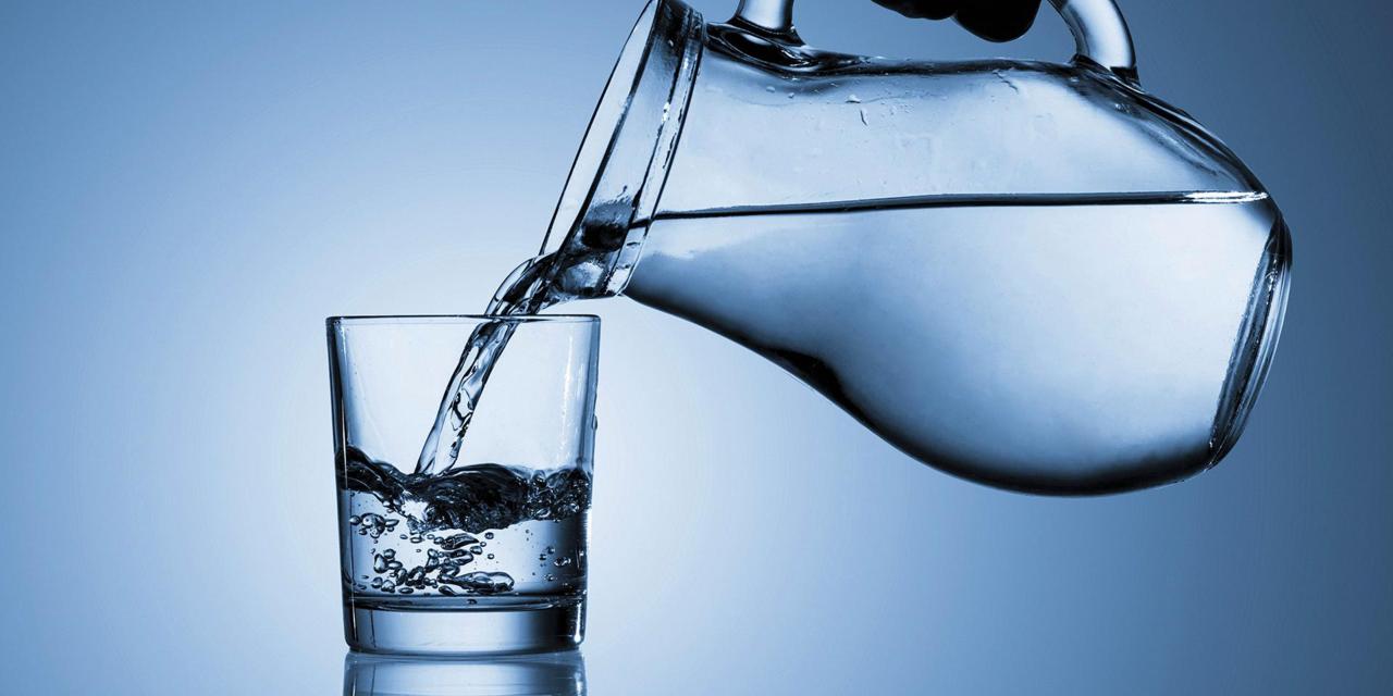 حيل سحرية لتخسيس البطن في زمن قياسي الإكثار من شرب الماء