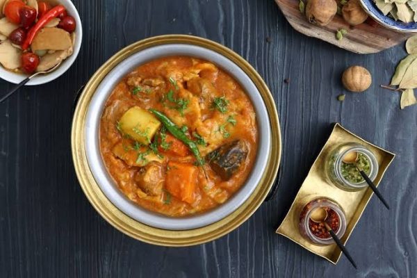 ثريد الدجاج الإماراتي بخطوات احترافية طريقة عمل الثريد بالدجاج