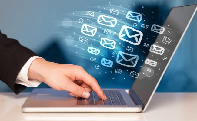 ماذا تفعل بعد انتهاء مقابلة العمل؟ لا تقطع التواصل مع مسئولين التوظيف