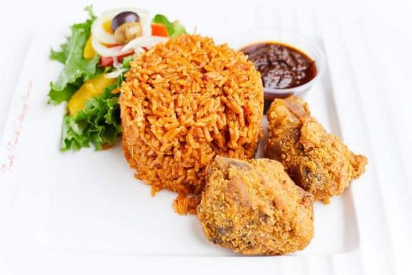 أرز الجولوف من المطبخ الإفريقي بأكثر من وصفة طريقة عمل أرز الجولوف