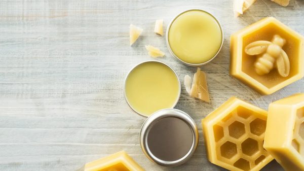 استخدامات مبتكرة لشمع العسل 