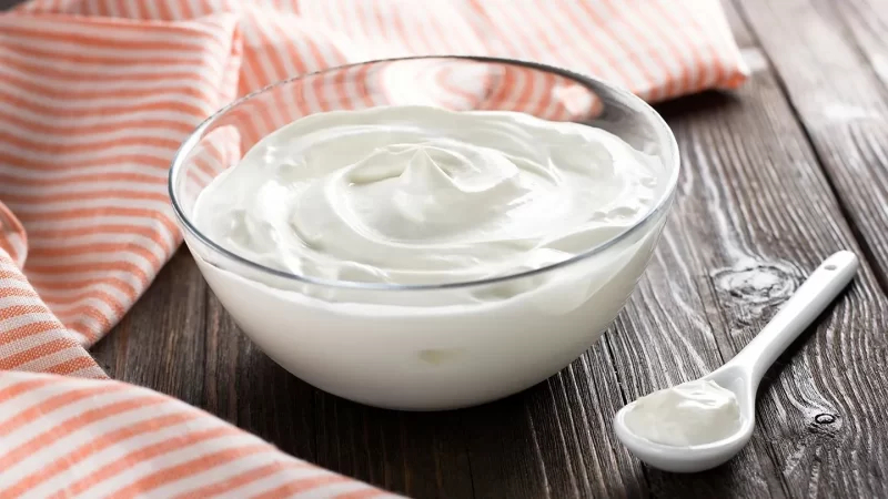 الزبادي الطبيعي